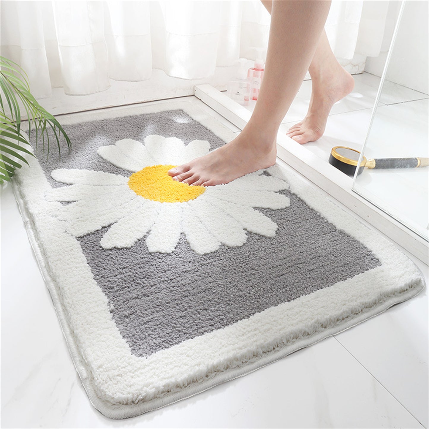 Daisy flower bath mat colorful cute bathroom decor